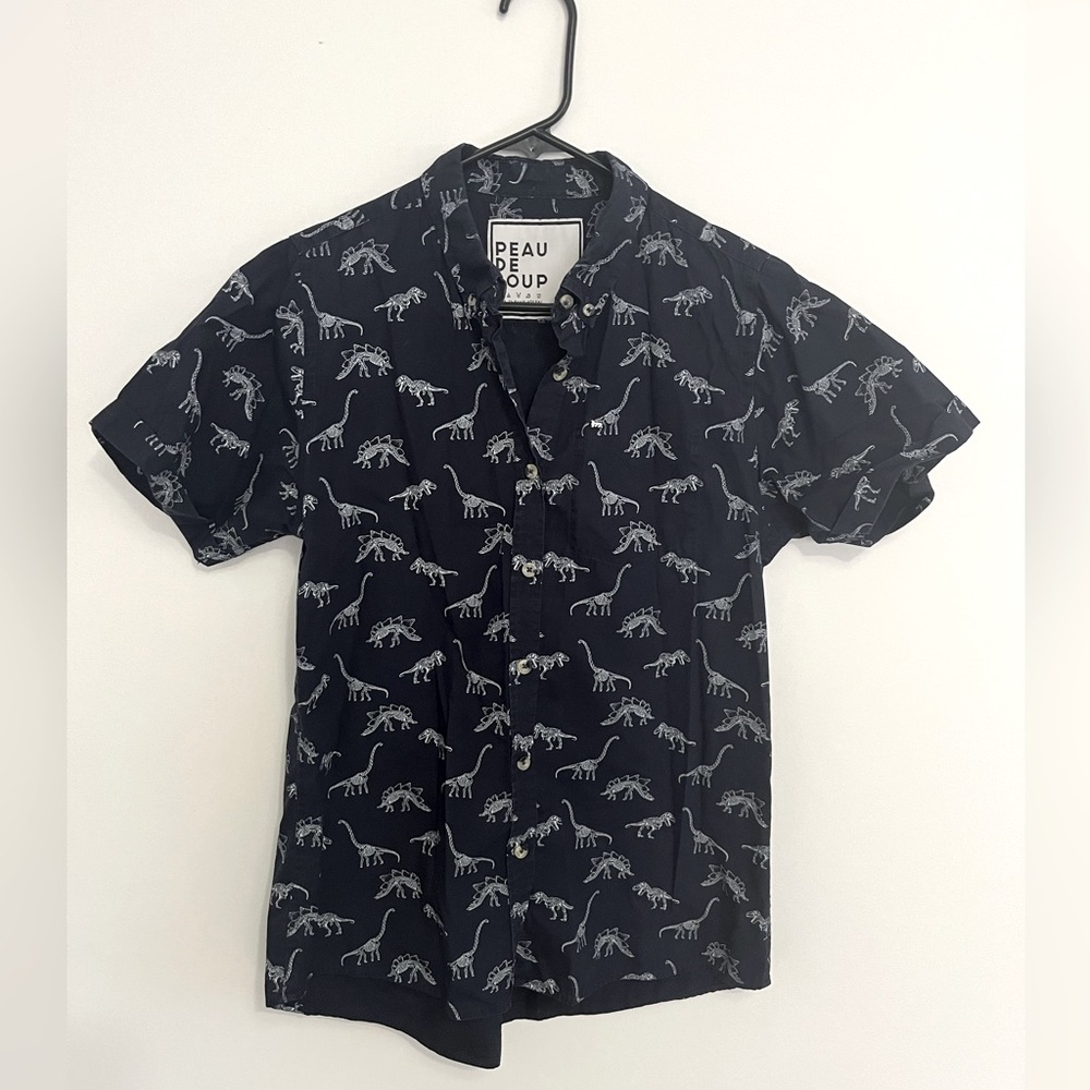 Peau de Loup ss dinosaur print button up size 6